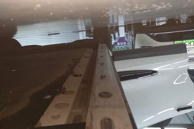 Used IM LS6 2023 Max Standard Edition Right Side Sill