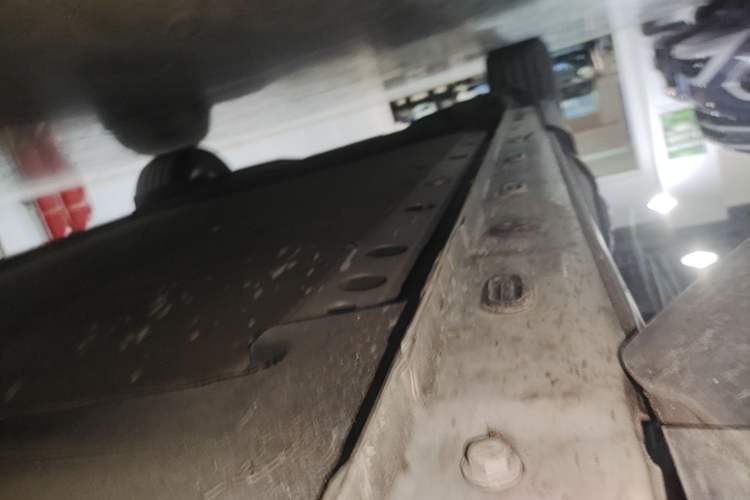 Used IM LS6 2023 Max Standard Edition Right Side Sill