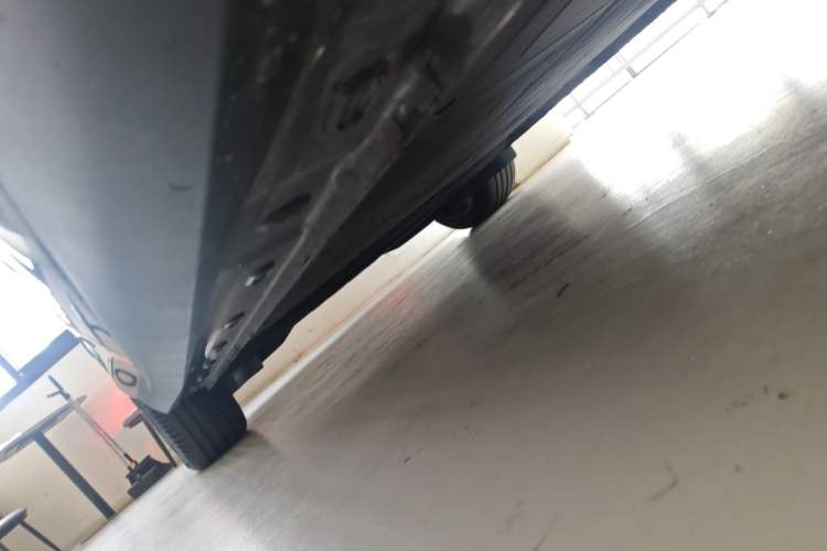 Used IM LS6 2023 Max Standard Edition Right Side Sill