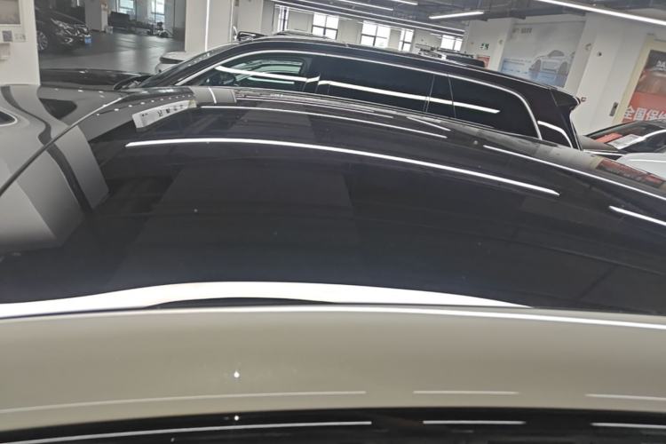Used IM LS6 2023 Max Standard Edition Roof