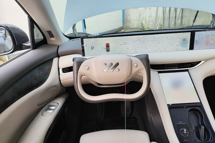 Used IM LS6 2023 Max Long-Range Version Steering Wheel
