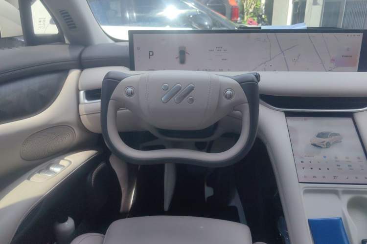 Used IM LS6 2023 Max Standard Edition Steering Wheel