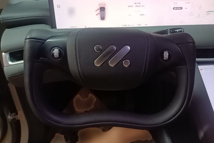 Used IM LS6 2023 Max Standard Edition Steering Wheel