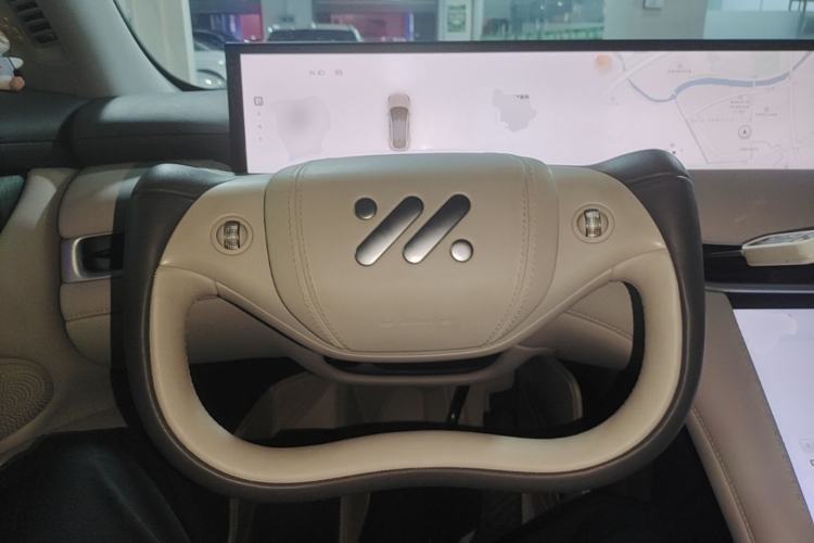Used IM LS6 2023 Max Standard Edition Steering Wheel