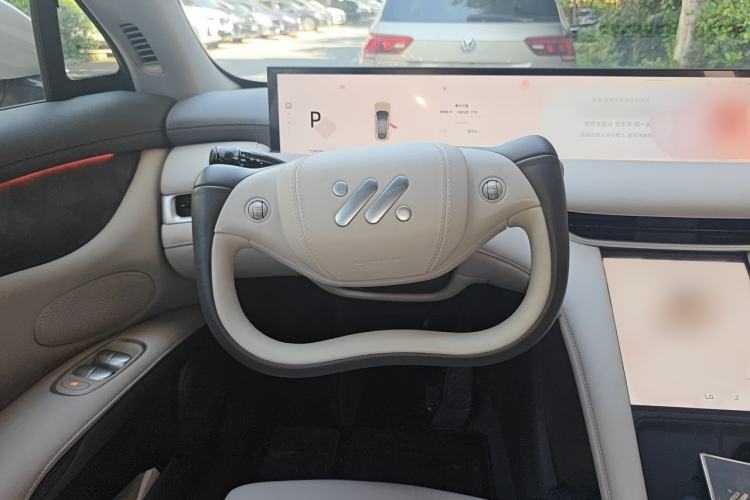 Used IM LS6 2023 Max Standard Edition Steering Wheel