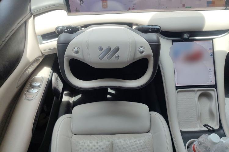 Used IM LS6 2023 Max Standard Edition Steering Wheel
