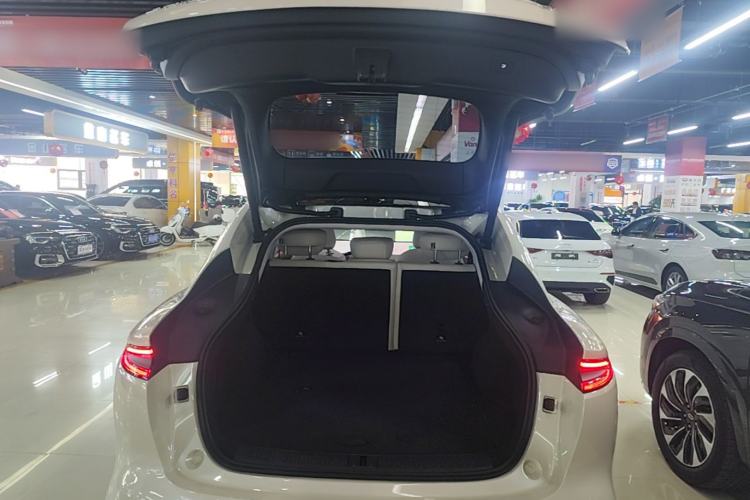 Used IM LS6 2023 Max Standard Edition Trunk