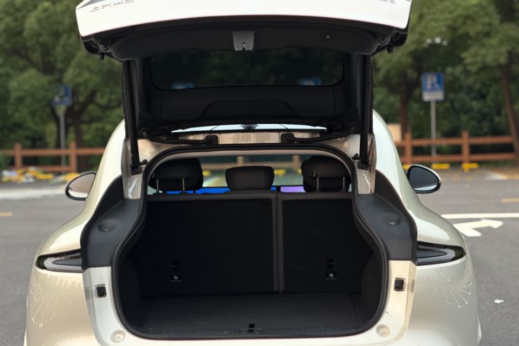 Used IM LS6 2023 Max Standard Edition Trunk