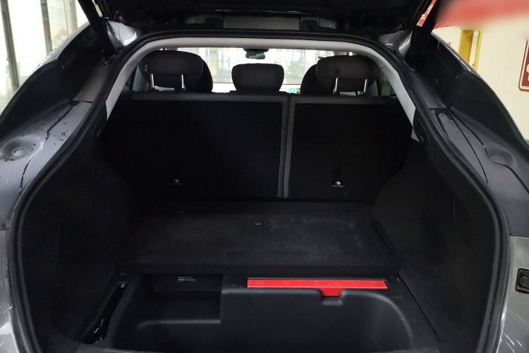 Used IM LS6 2023 Max Standard Edition Trunk
