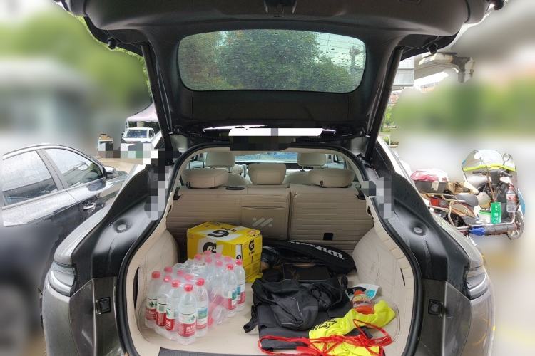 Used IM LS6 2023 Max Standard Edition Trunk