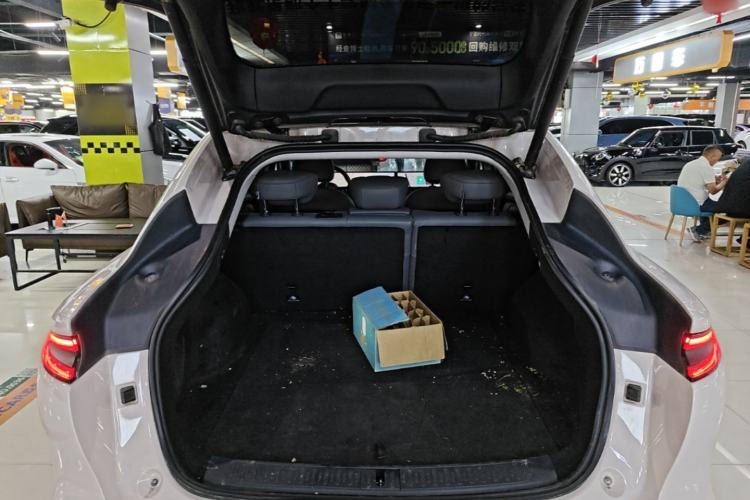 Used IM LS6 2023 Max Standard Edition Trunk