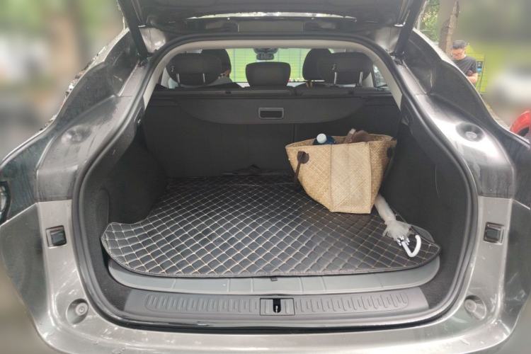 Used IM LS6 2023 Max Standard Edition Trunk