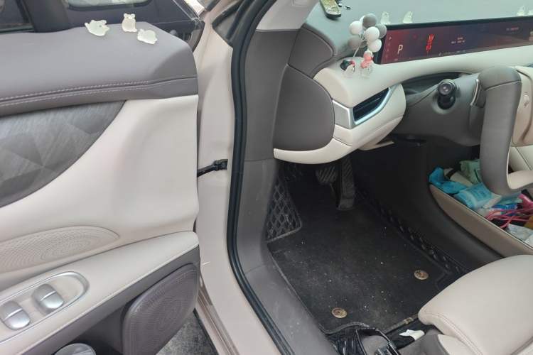 Used IM LS6 2023 Max Standard Edition Driver Seat