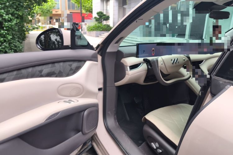 Used IM LS6 2023 Max Standard Edition Driver Seat