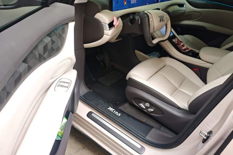Used IM LS6 2023 Max Standard Edition Driver Seat