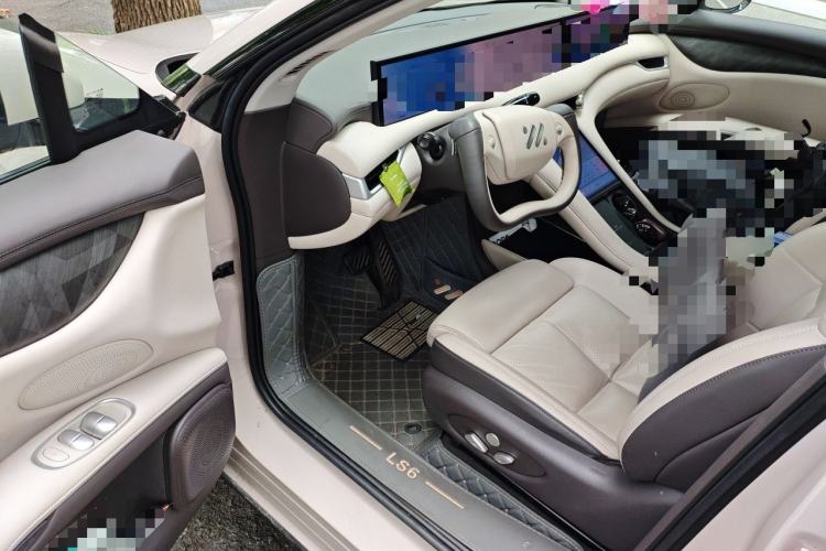 Used IM LS6 2023 Max Standard Edition Driver Seat