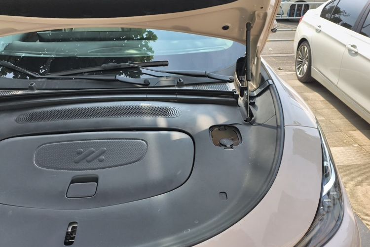 Used IM LS6 2023 Max Enhanced Performance Edition Engine Bay Left