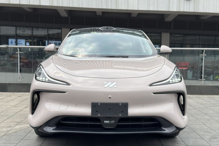 Used IM LS6 2023 Max Standard Edition Exterior 1