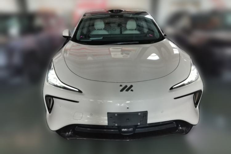 Used IM LS6 2023 Max Standard Edition Front
