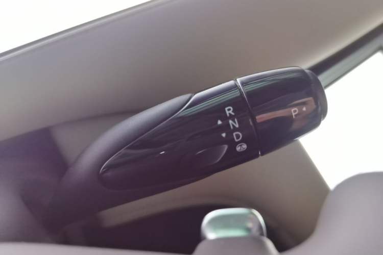 Used IM LS6 2023 Max Standard Edition Gear Lever