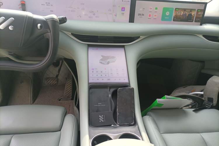 Used IM LS6 2023 Max Long-Range Version Audio And AC Panel