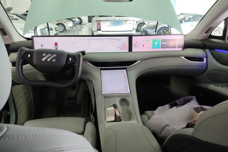 Used IM LS6 2023 Max Standard Edition Center Console
