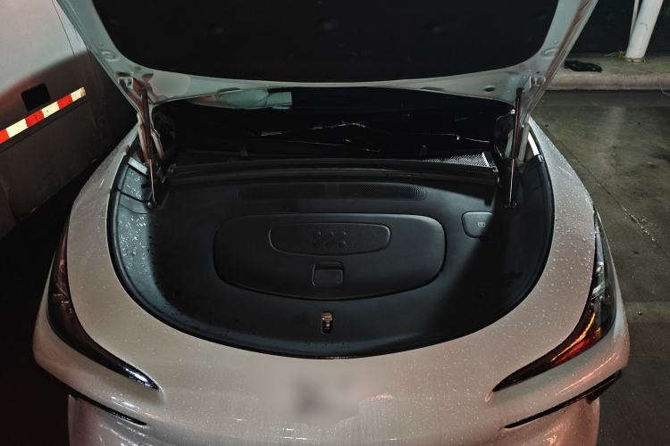 Used IM LS6 2023 Max Enhanced Performance Edition Engine Bay