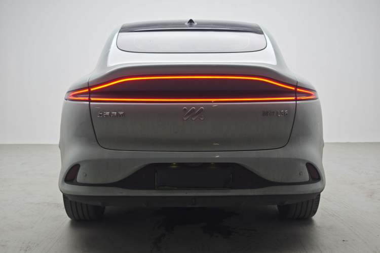 Used IM LS6 2023 Max Long-Range Version Exterior 4