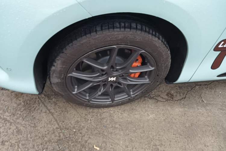Used IM LS6 2023 Max Standard Edition Exterior 4