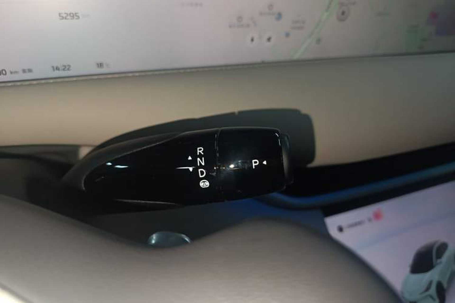 Used IM LS6 2023 Max Long-Range Version Gear Lever