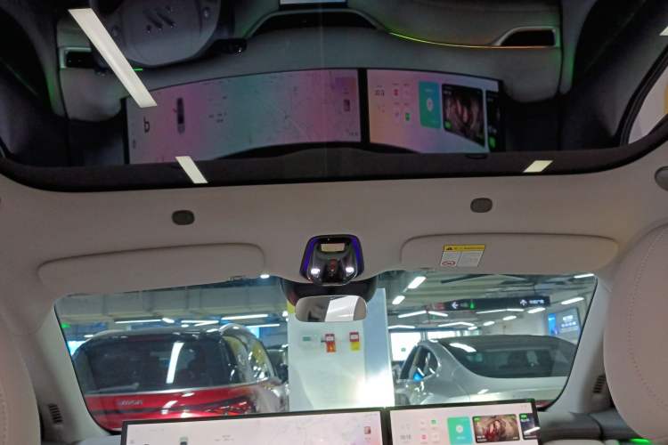 Used IM LS6 2023 Max Long-Range Version Headliner