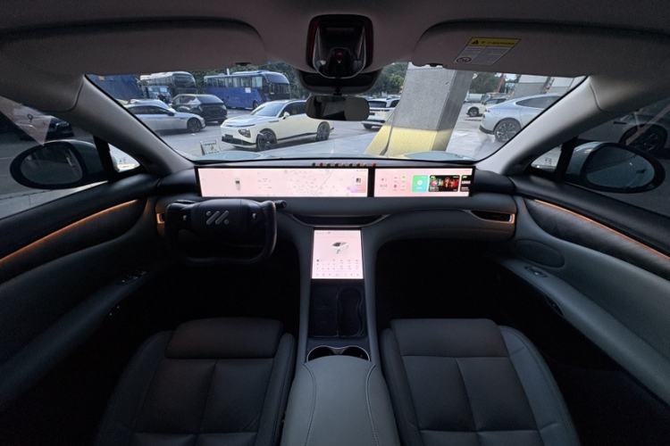 Used IM LS6 2023 Max Enhanced Performance Edition Interior 1