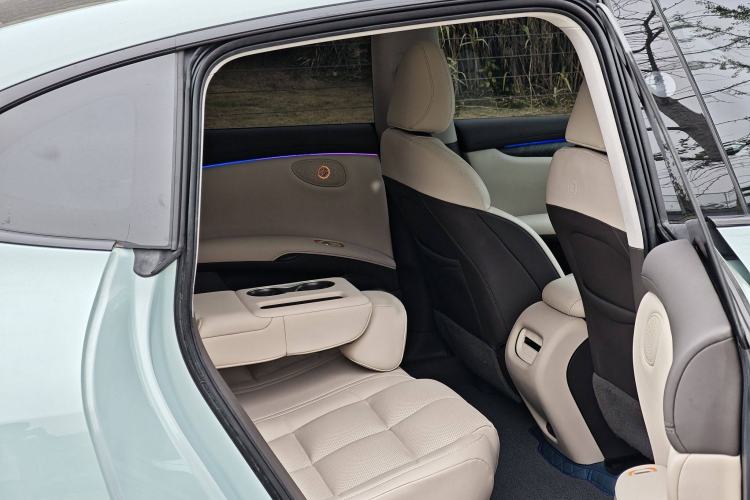 Used IM LS6 2023 Max Long-Range Version Interior 2