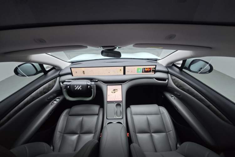 Used IM LS6 2023 Max Long-Range Version Interior 3