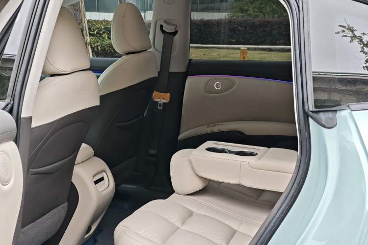 Used IM LS6 2023 Max Long-Range Version Interior 3