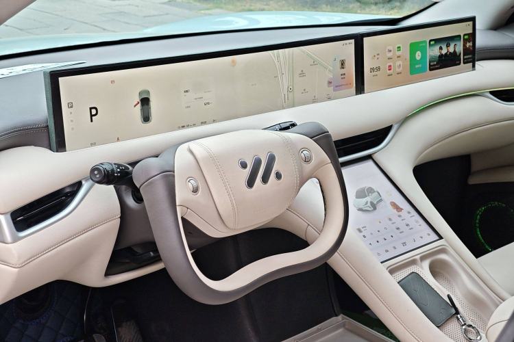 Used IM LS6 2023 Max Long-Range Version Interior 5