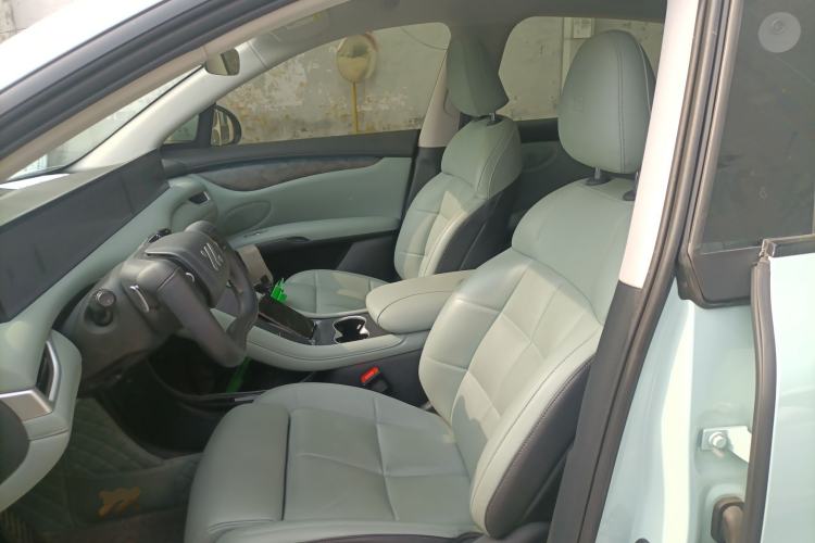 Used IM LS6 2023 Max Long-Range Version Left Front Seat