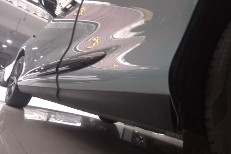 Used IM LS6 2023 Max Standard Edition Left Side Sill