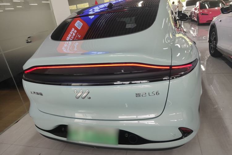 Used IM LS6 2023 Max Extended-Range Version Rear