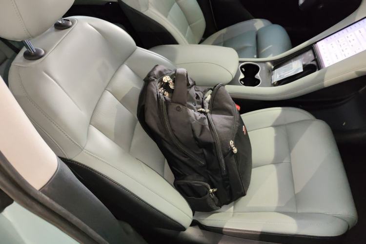 Used IM LS6 2023 Max Enhanced Performance Edition Right Front Seat