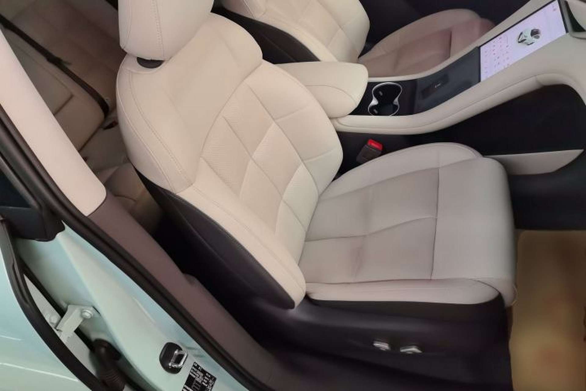 Used IM LS6 2023 Max Standard Edition Right Front Seat