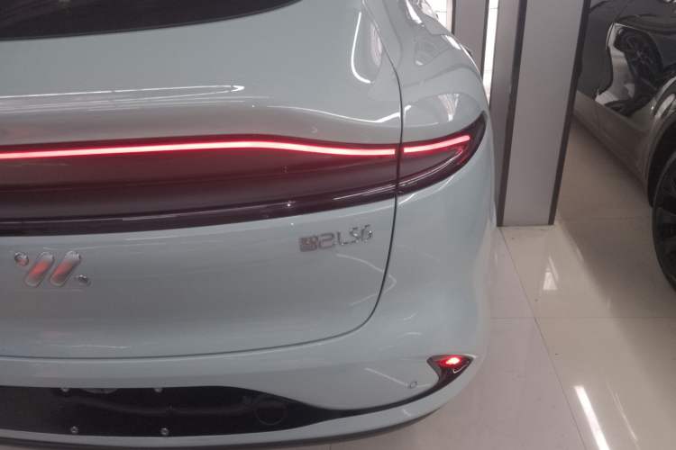 Used IM LS6 2023 Max Standard Edition Right Rear Taillight