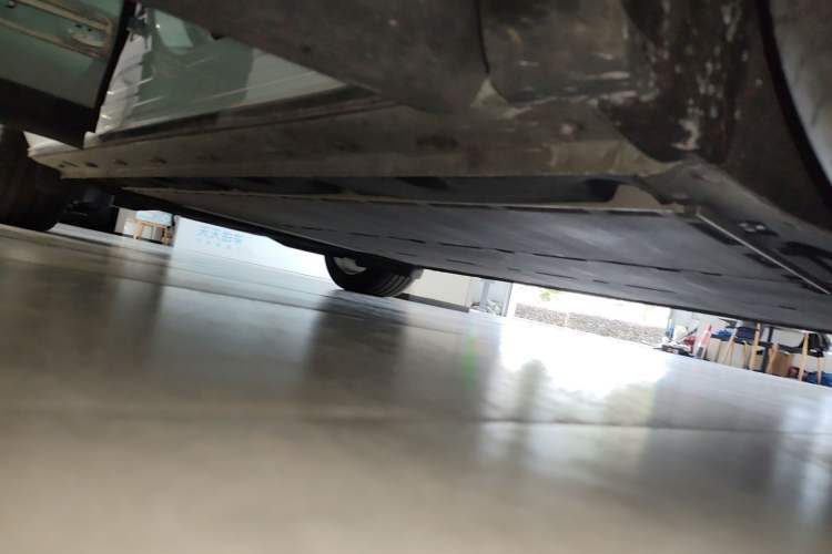Used IM LS6 2023 Max Enhanced Performance Edition Right Side Sill