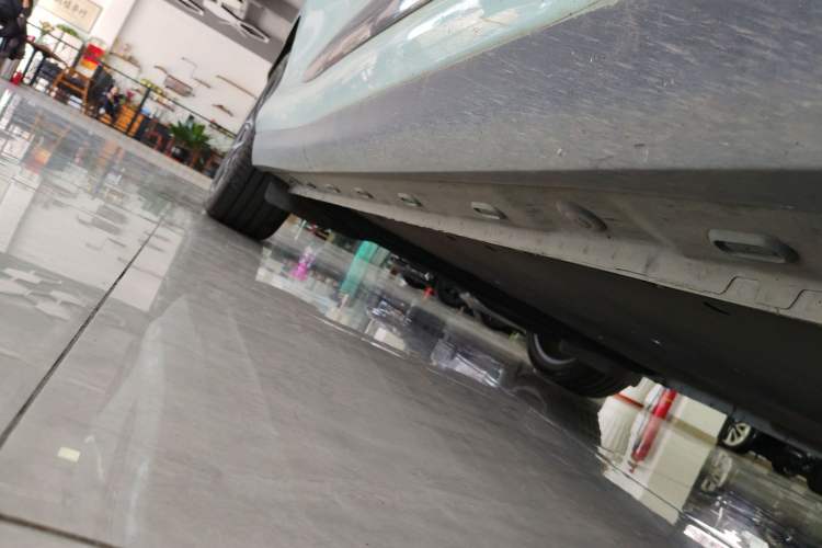 Used IM LS6 2023 Max Standard Edition Right Side Sill