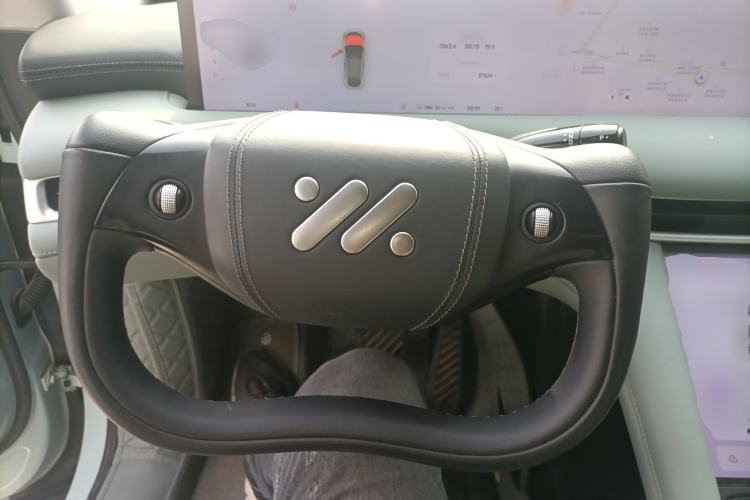 Used IM LS6 2023 Max Long-Range Version Steering Wheel
