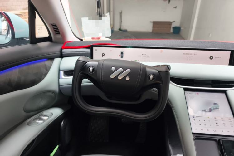 Used IM LS6 2023 Max Standard Edition Steering Wheel