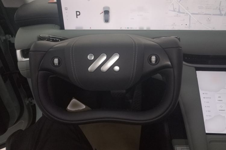 Used IM LS6 2023 Max Standard Edition Steering Wheel