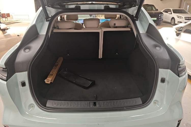 Used IM LS6 2023 Max Standard Edition Trunk
