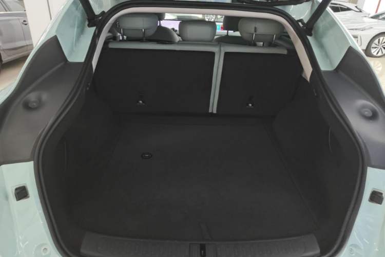 Used IM LS6 2023 Max Long-Range Version Trunk