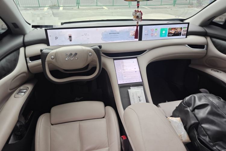 Used IM LS6 2023 Max Extended-Range Version Interior 2